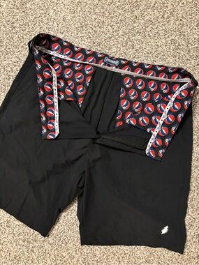 Section 119 Grateful Dead shorts - size 36